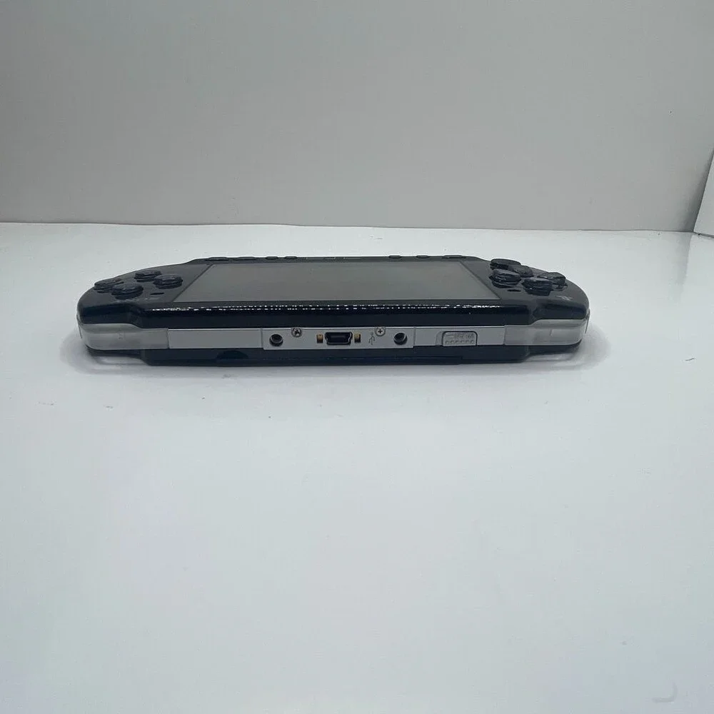 Black Sony PlayStation Portable PSP-2001 Handheld Game System Only *FOR PARTS*